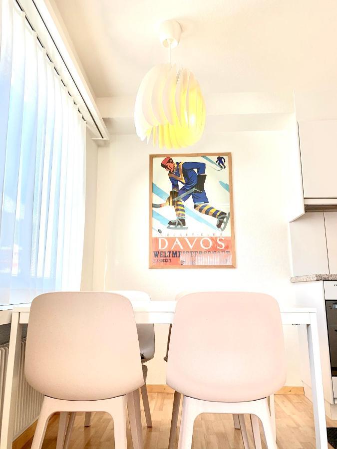 Holiday Apartment Bolgen - Close To Everything! Bolgen, Jakobshorn, Bus Stop, Train Station, Supermarket, Ski School, Ski Rentals, Restaurants And More! Давос Экстерьер фото