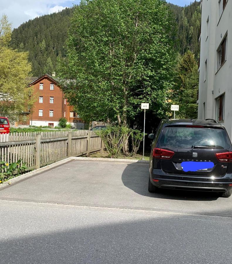 Holiday Apartment Bolgen - Close To Everything! Bolgen, Jakobshorn, Bus Stop, Train Station, Supermarket, Ski School, Ski Rentals, Restaurants And More! Давос Экстерьер фото