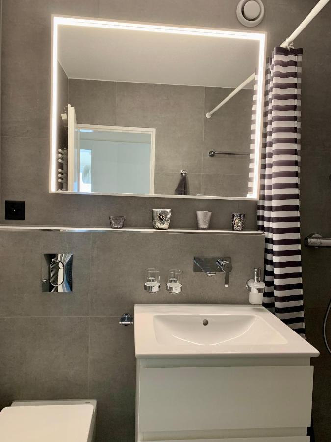 Holiday Apartment Bolgen - Close To Everything! Bolgen, Jakobshorn, Bus Stop, Train Station, Supermarket, Ski School, Ski Rentals, Restaurants And More! Давос Экстерьер фото