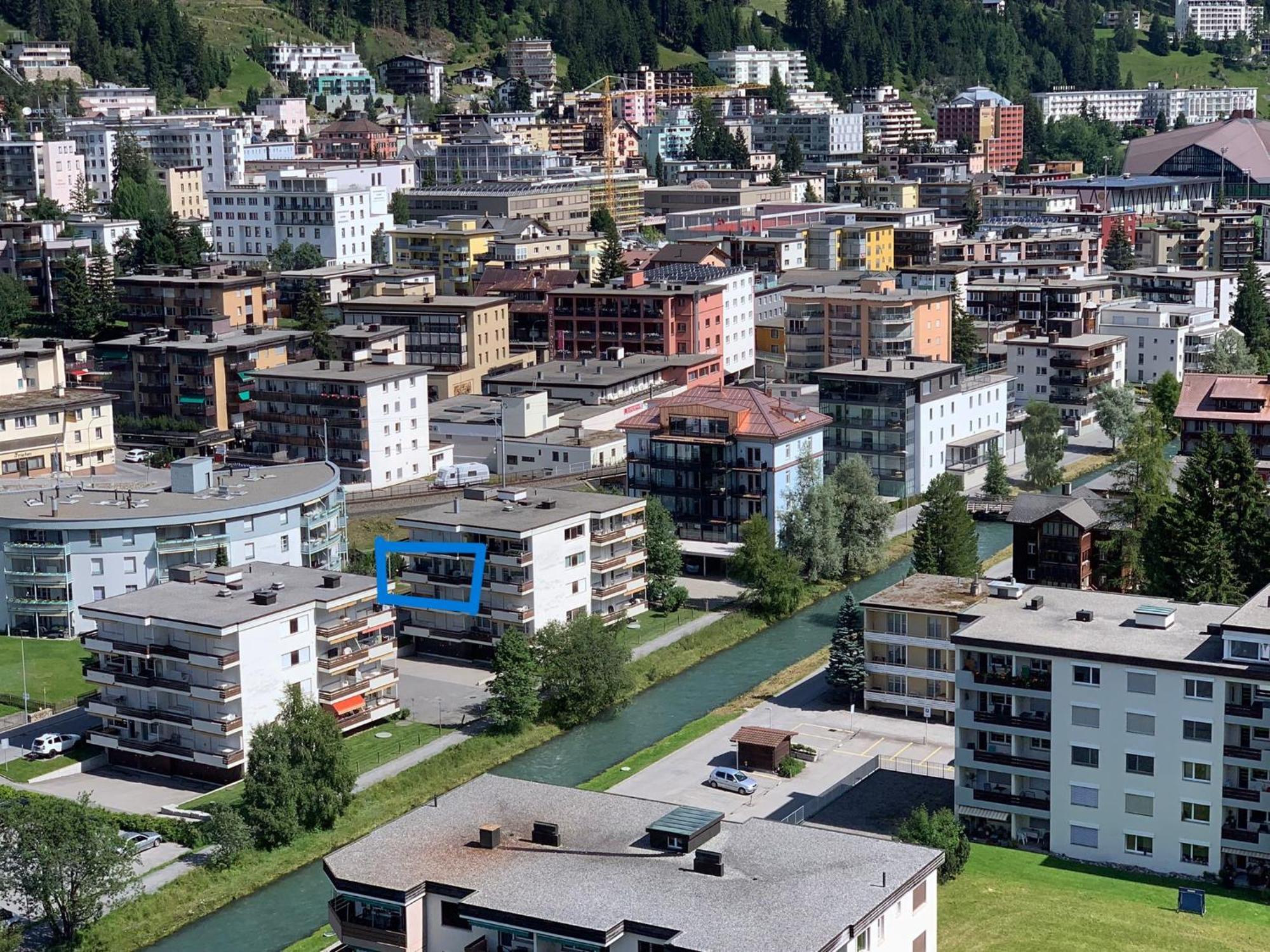 Holiday Apartment Bolgen - Close To Everything! Bolgen, Jakobshorn, Bus Stop, Train Station, Supermarket, Ski School, Ski Rentals, Restaurants And More! Давос Экстерьер фото